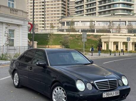 Mercedes E 220 d 2000