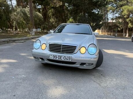 Mercedes E 320 2000
