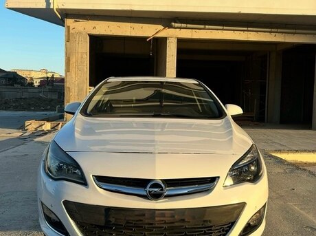 Opel Astra 2014