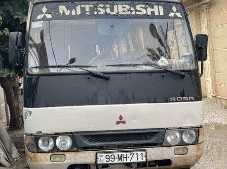 Mitsubishi Rosa 2006