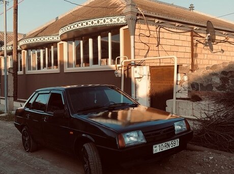 LADA (VAZ) 21099 2003