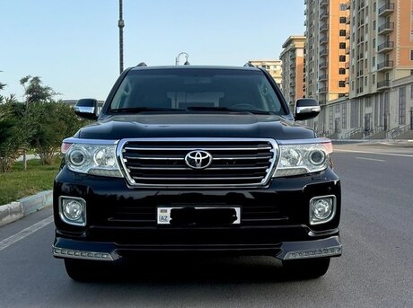 Toyota Land Cruiser 2013