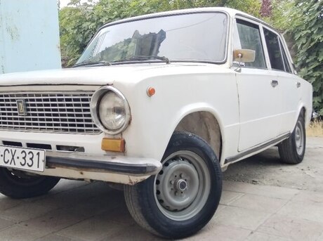 LADA (VAZ) 21011 1977