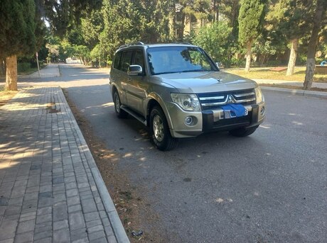 Mitsubishi Pajero 2007