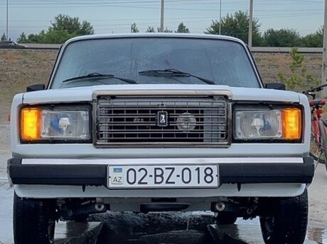 LADA (VAZ) 2107 2004