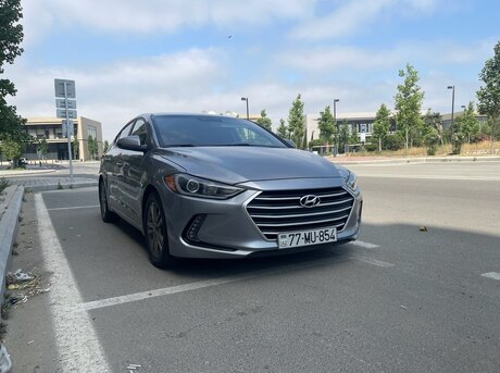 Hyundai Elantra 2017