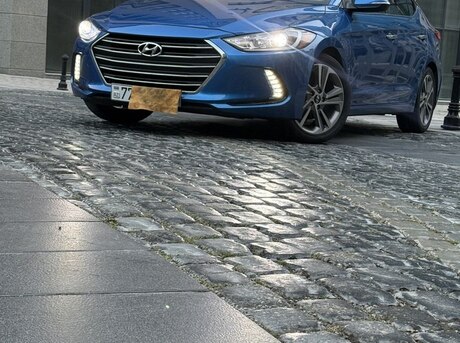 Hyundai Elantra 2016