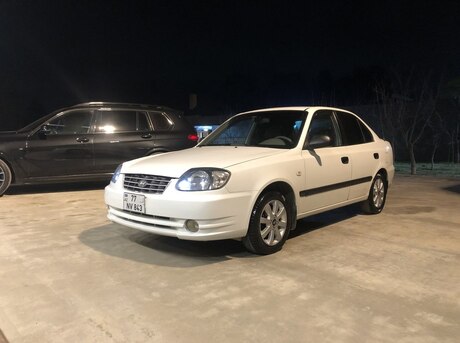 Hyundai Accent