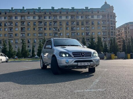 Mercedes  2003