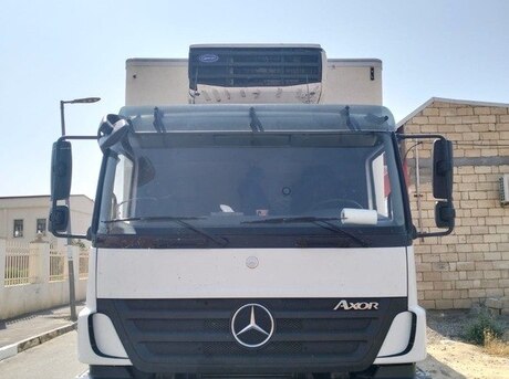 Mercedes Axor 1824 2008