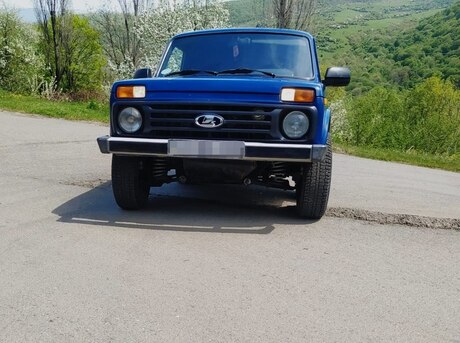 LADA (VAZ) Niva 2013