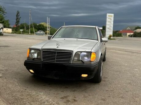 Mercedes E 220 1994