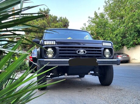 LADA (VAZ) Niva
