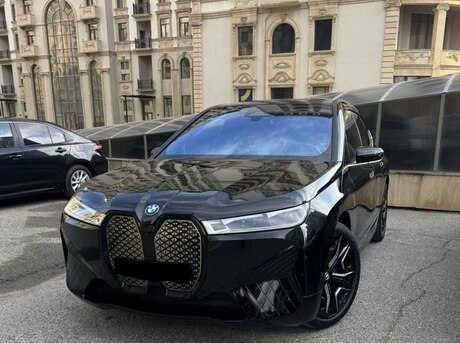 BMW iX