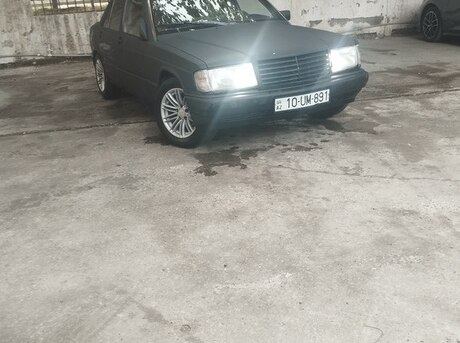 Mercedes 190 1990