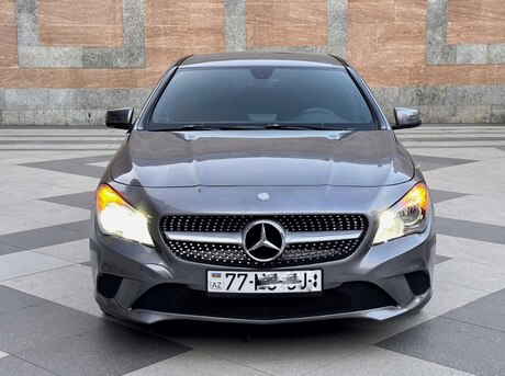 Mercedes CLA 250 2015