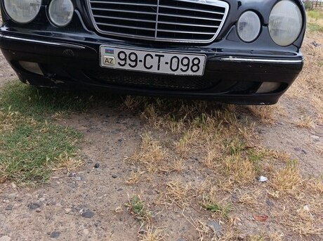 Mercedes E 240 2000