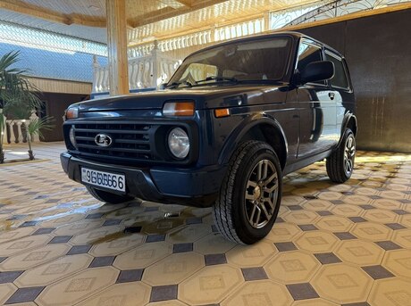 LADA (VAZ) Niva 2016