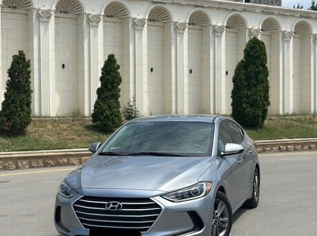 Hyundai Elantra 2016