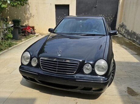 Mercedes E 280