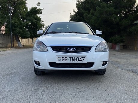 LADA (VAZ) Priora 2017