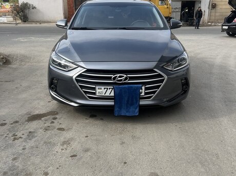 Hyundai Avante 2015
