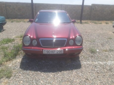 Mercedes E 240 1999