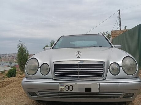 Mercedes E 240 1998