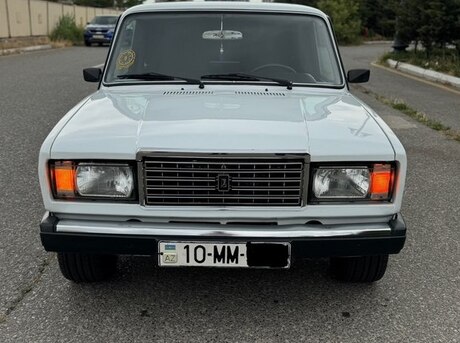 LADA (VAZ) 2107 2004