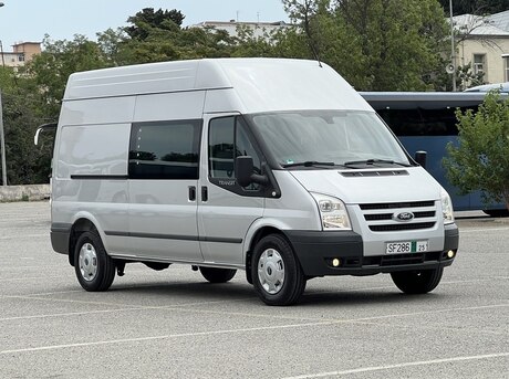 Ford Transit 2011