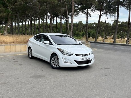 Hyundai Elantra 2015