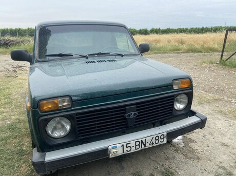 LADA (VAZ) Niva 1998