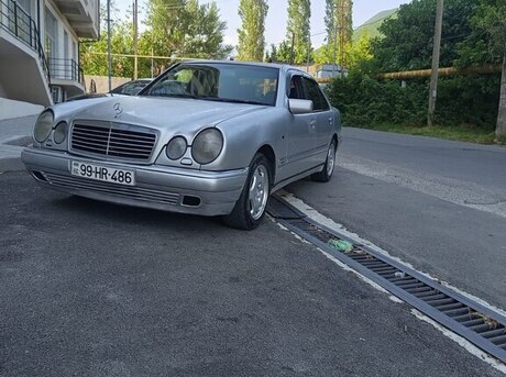 Mercedes E 290 1998