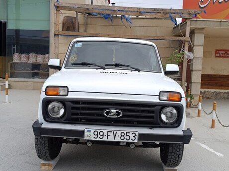 LADA (VAZ) Niva 2013