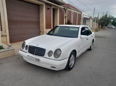 Mercedes E 220 d 1995