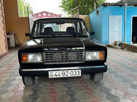 LADA (VAZ) 2107 2010
