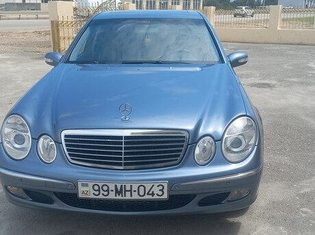 Mercedes E 240 2002