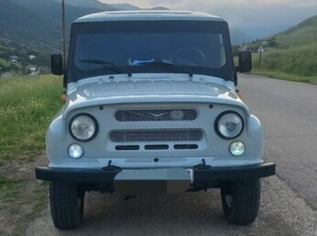 UAZ 31519