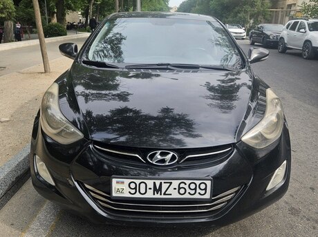 Hyundai Elantra 2011
