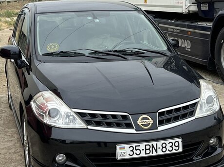 Nissan Tiida 2011