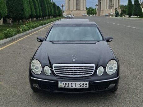 Mercedes E 240 2004