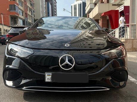 Mercedes EQE 350+