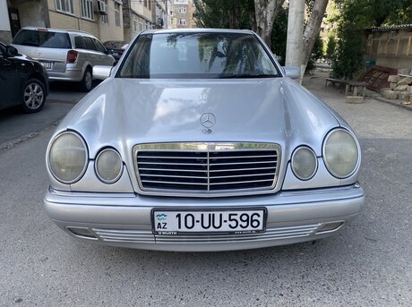 Mercedes E 240 1999