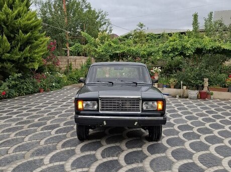 LADA (VAZ) 2107