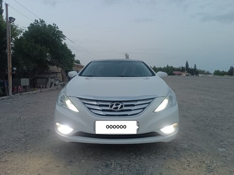 Hyundai Sonata 2010