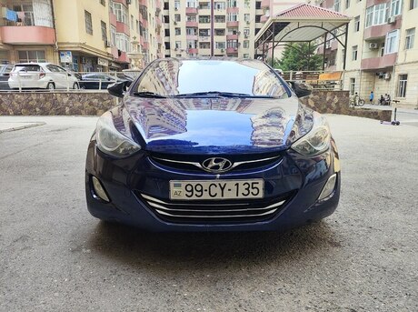 Hyundai Elantra 2013