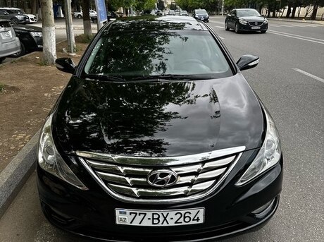 Hyundai Sonata 2010