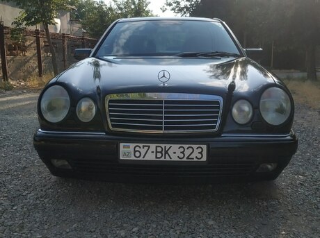 Mercedes E 240 1998