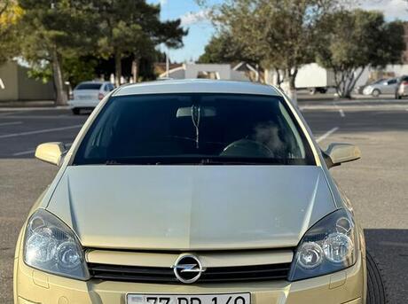 Opel Astra 2004