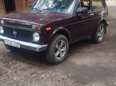 LADA (VAZ) Niva 1992